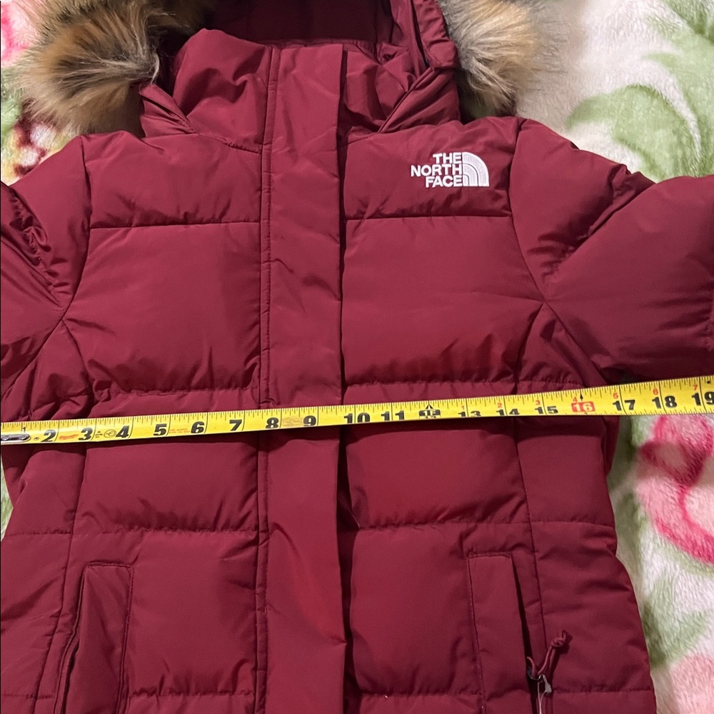 The North Face Burgundy Puffer Jacket - Picture 3 of 16